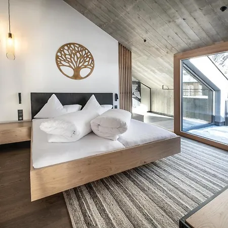 Glanzer Homes Zentrum Aparthotel