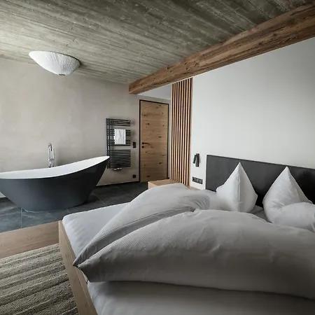 Glanzer Homes Zentrum Aparthotel Längenfeld