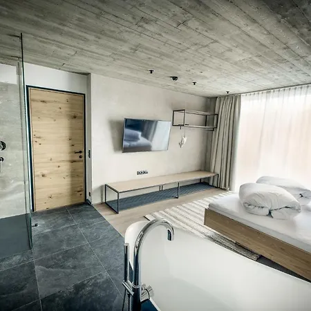 Aparthotel Glanzer Homes Zentrum Längenfeld