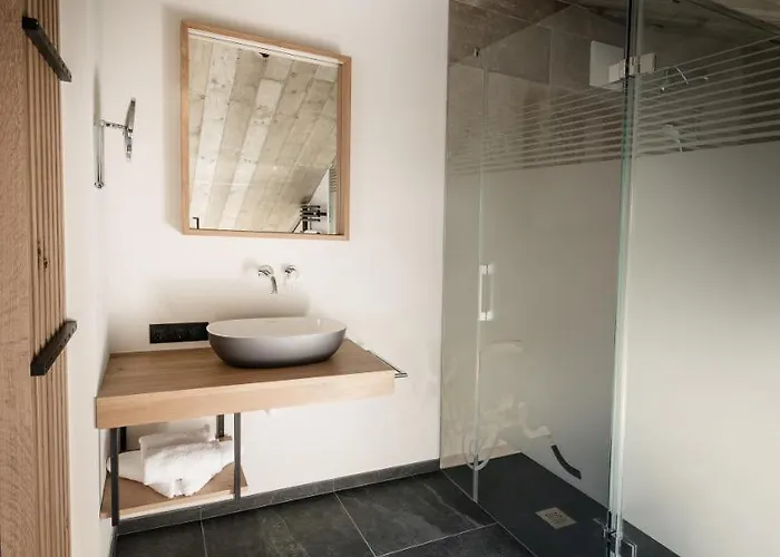 Glanz & Glory Apart Otel *