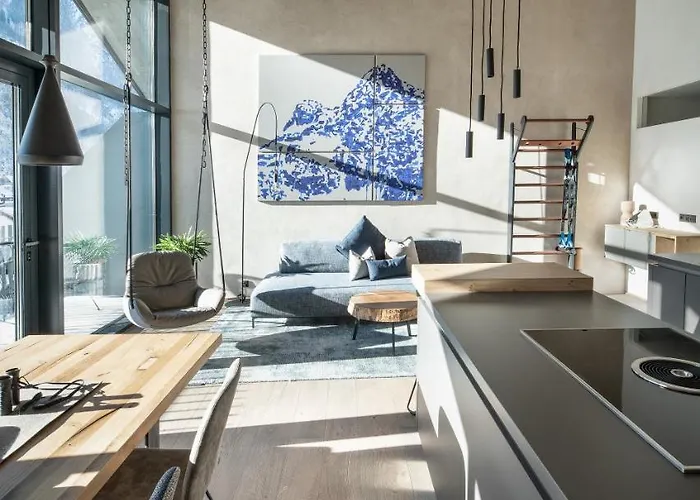 Aparthotel Glanzer Homes Zentrum *