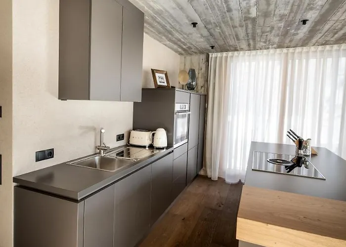 Glanzer Homes Zentrum *