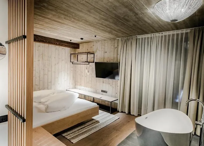 Glanz & Glory Apart Otel *