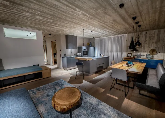 Glanz & Glory Aparthotel *