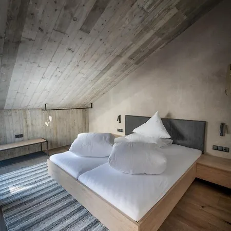 Glanz & Glory Apart-hotel