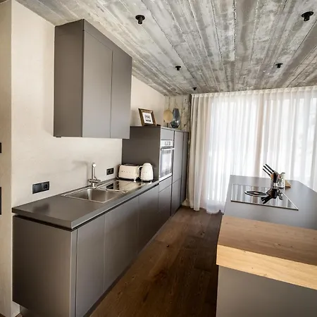 Glanzer Homes Zentrum *