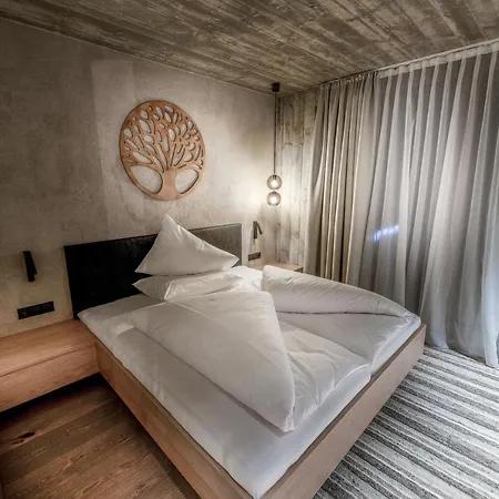 Glanzer Homes Zentrum Aparthotel Längenfeld